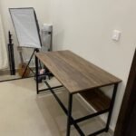 Furnitory Modern Dual-Tone Office Desk with Modesty Panel
